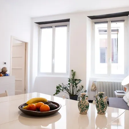 Lägenhet Vegetti 19 - Nel Cuore Del Centro Storico